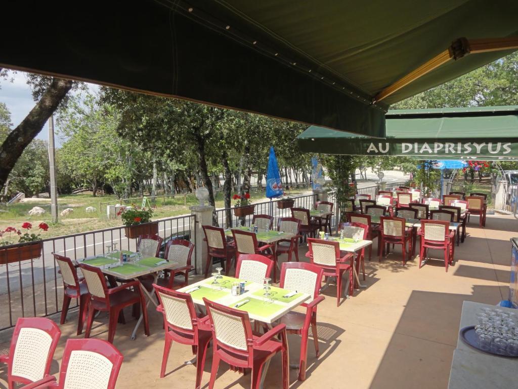 Terrasses De L'Aven Hotell Orgnac-lʼAven Eksteriør bilde
